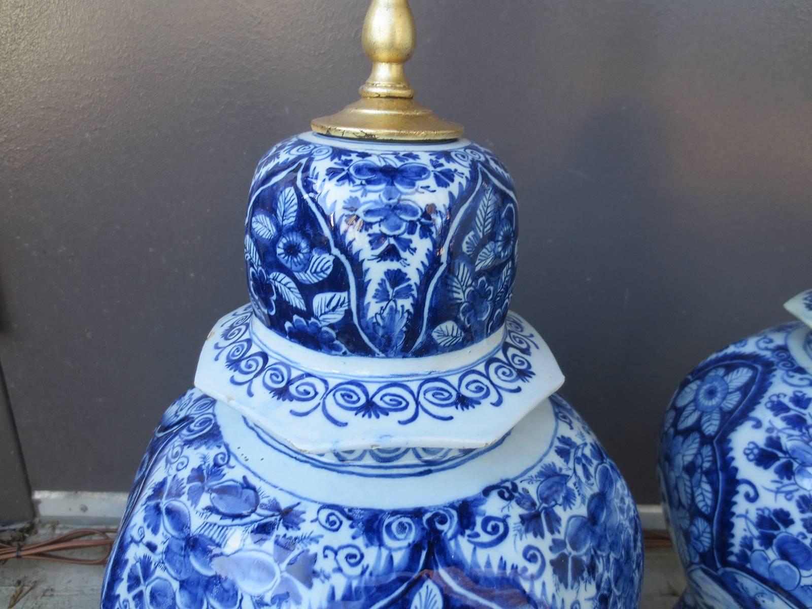 Pair of Early 18th Century Delft Jars as Lamps on Custom Gilt Bases 1
