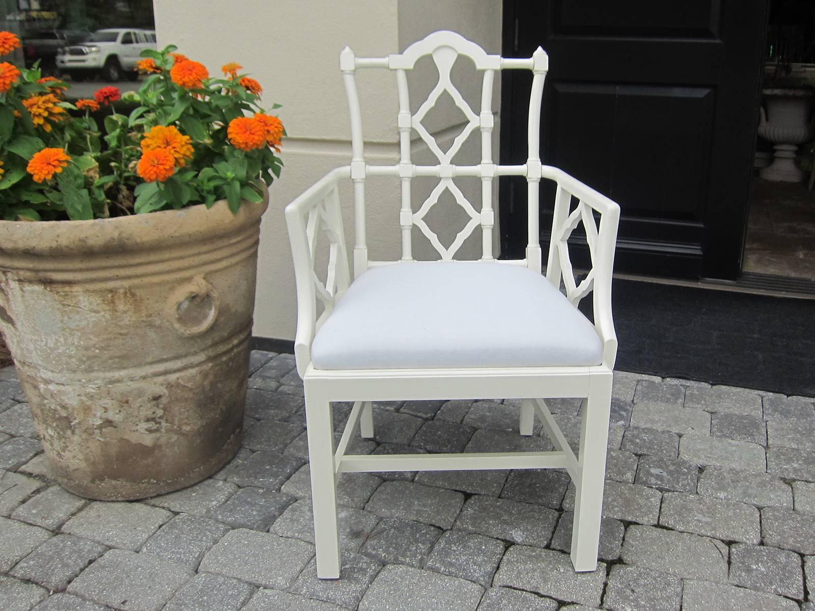 Pair of Mid-Century Chairs in the Style of Francis Elkins In Excellent Condition For Sale In Atlanta, GA