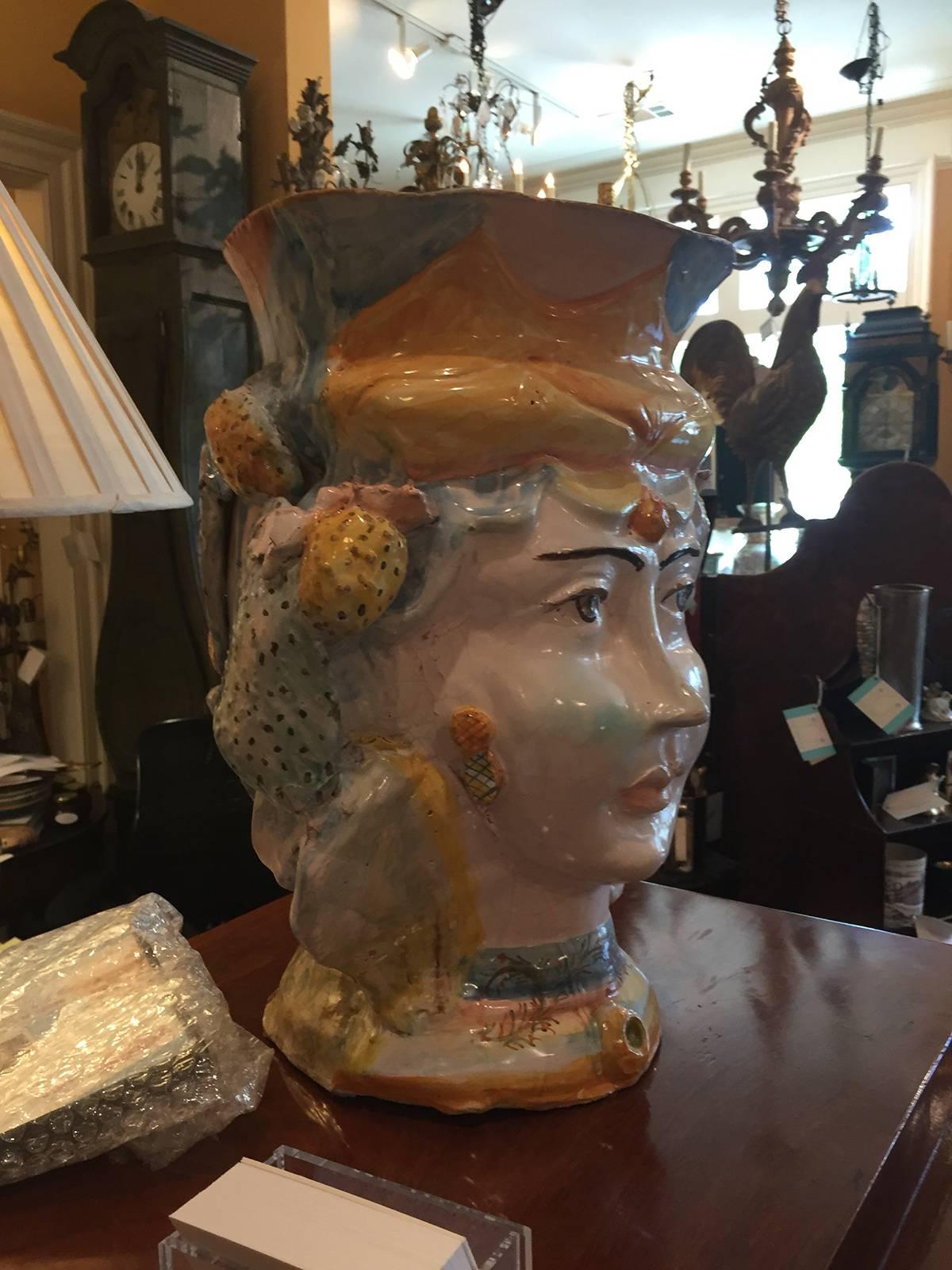 20th Century Large Italian Vase, Beautiful Bust with Cactus In Good Condition In Atlanta, GA