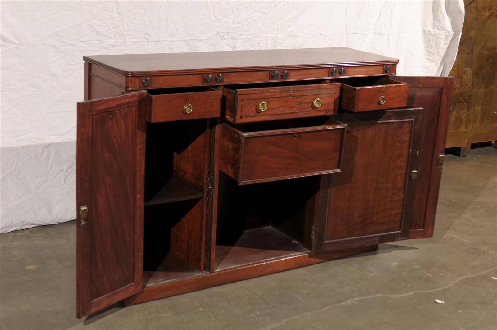 19th Century Regency Mahogany Cabinet or Chiffonier 2