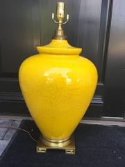 Yellow Mid-20th Century Pottery Lamp