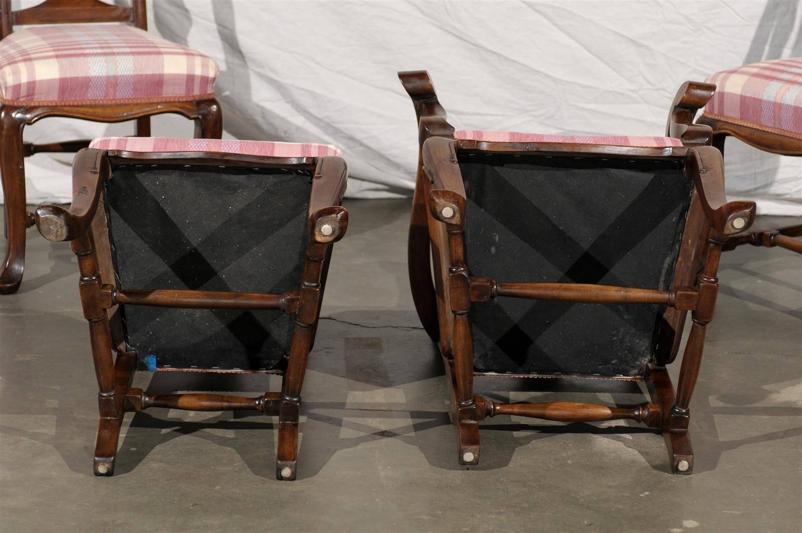 19th Century Set of Six Continental Provincial Dining Chairs For Sale 4