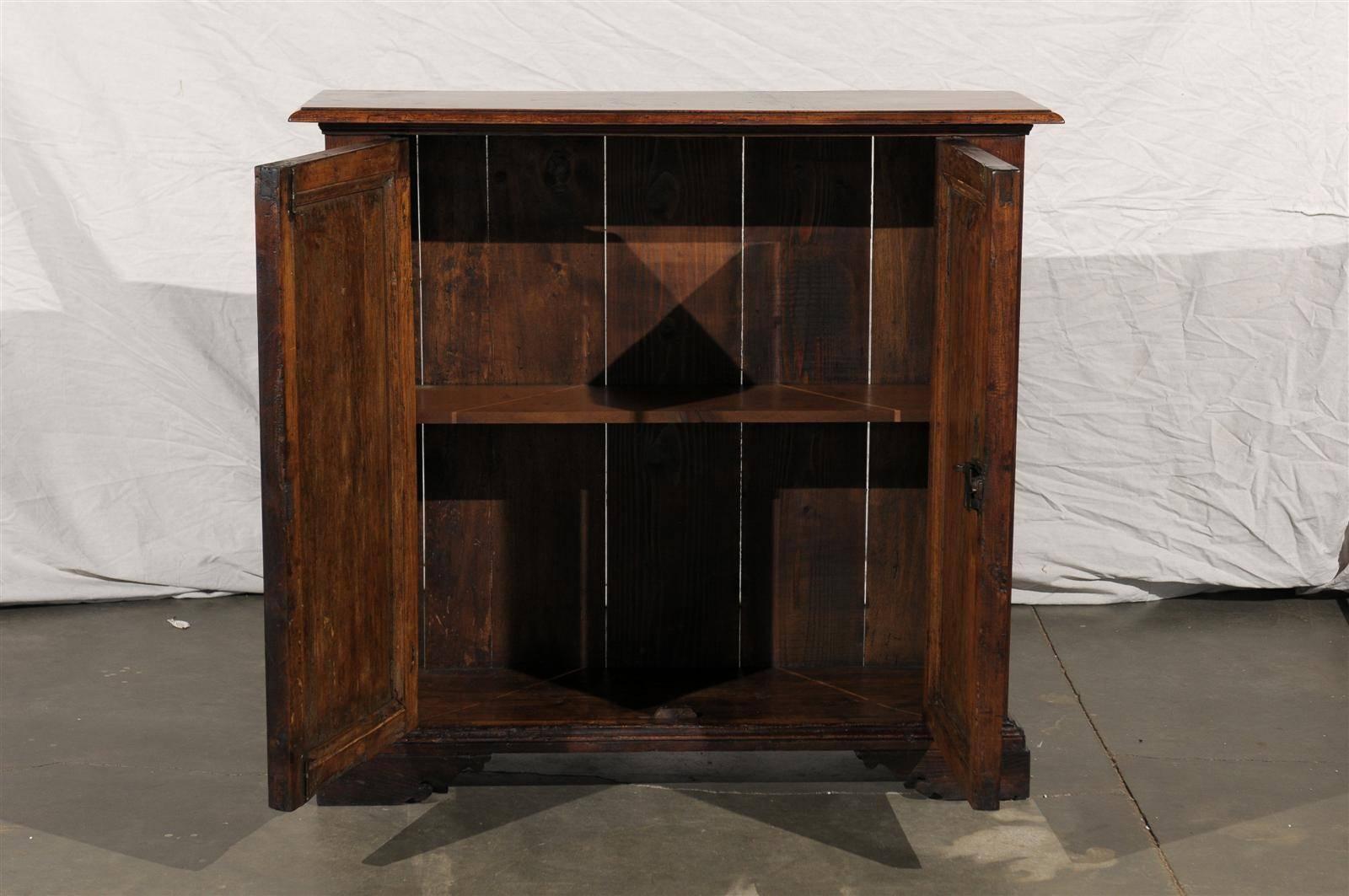 19th to Early 20th Century Italian Two-Door Cabinet 1