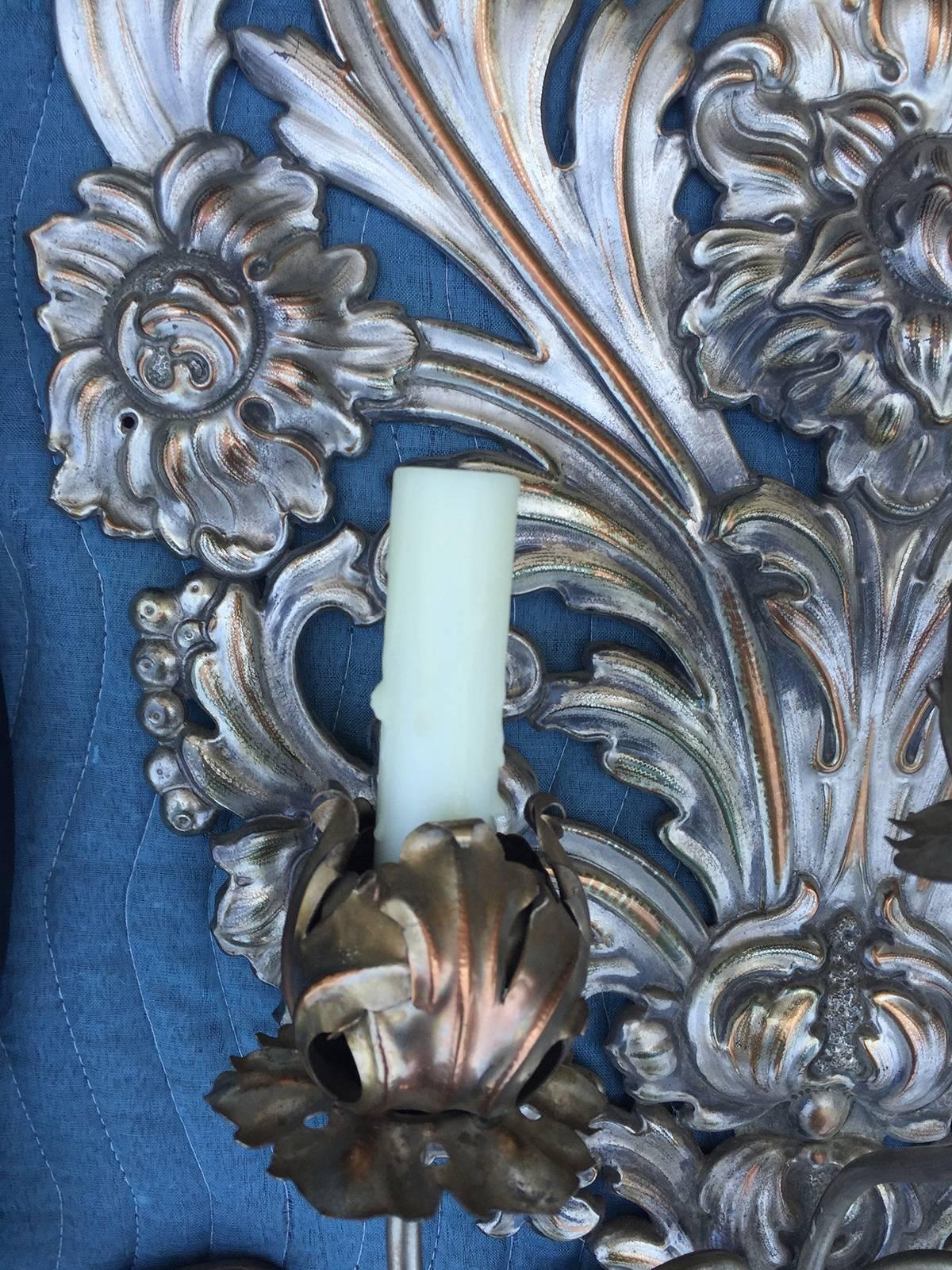 Very Large 19th-20th Century Italian Silvered Appliqué Sconce For Sale 2