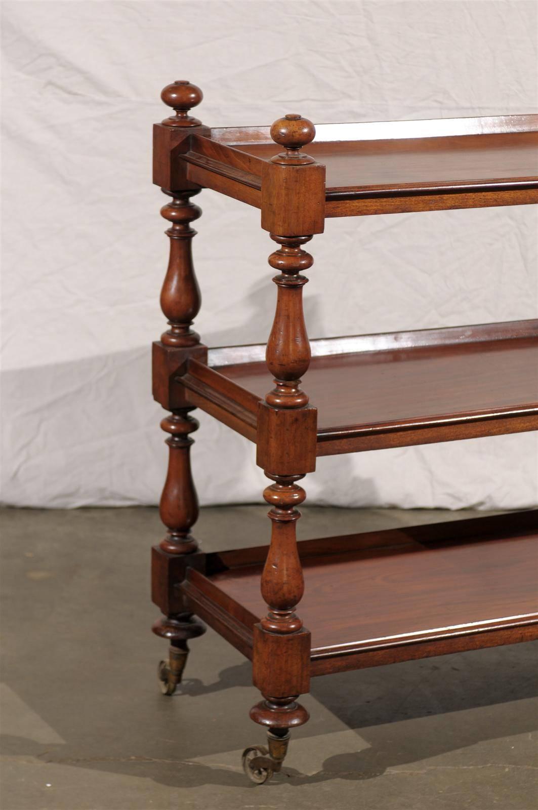 Early 19th Century English Regency Mahogany Étagère 1