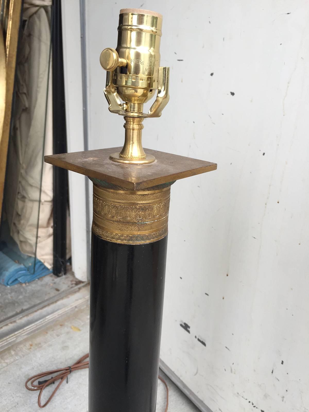 Early 20th Century Tall Neoclassical Lamp with Gilt Trim 1