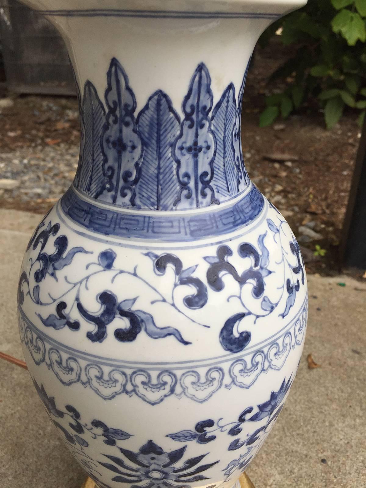 Mid-19th Century Chinese Blue and White Porcelain Lamp, circa 1860