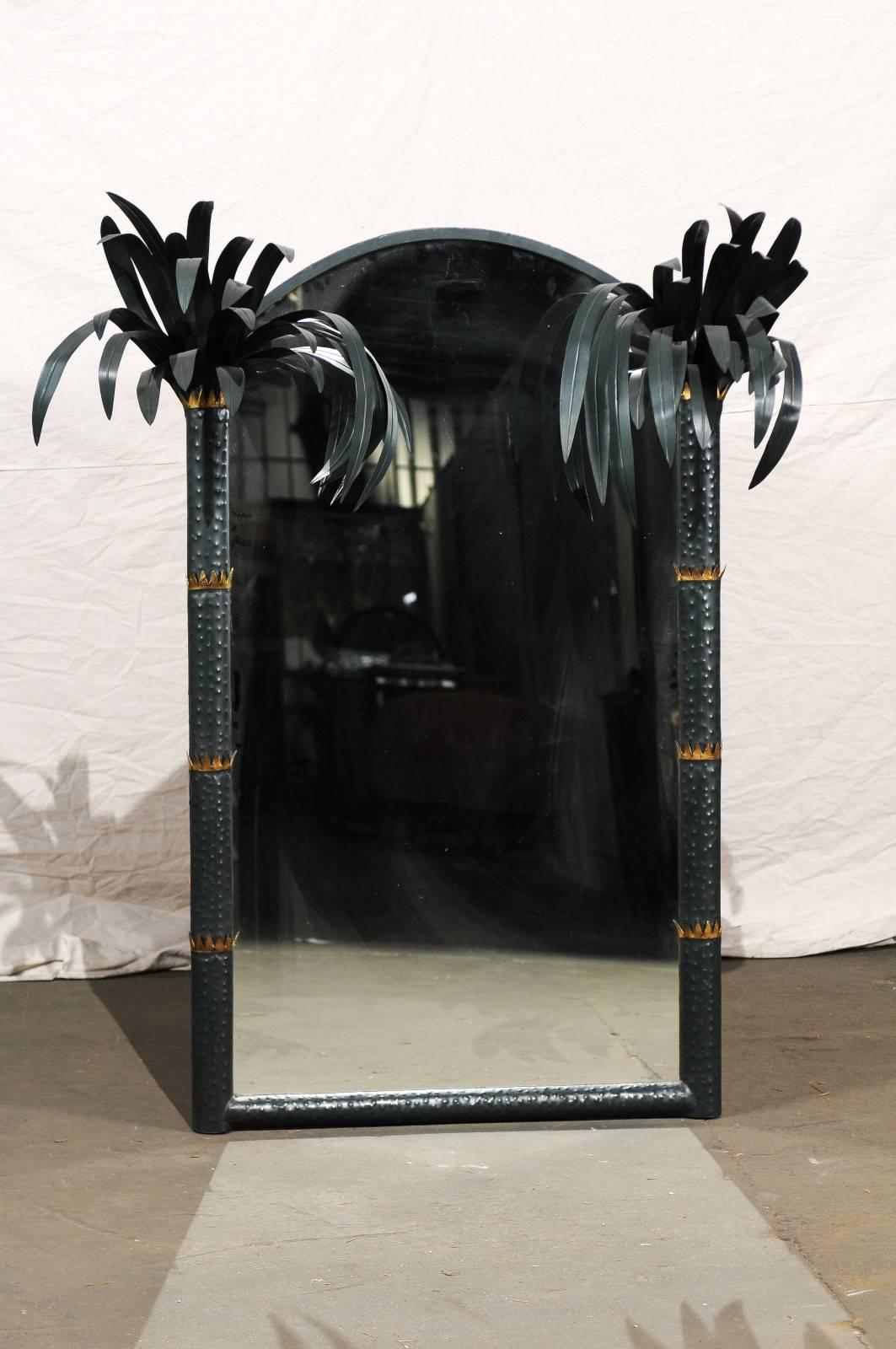 Hollywood Regency Arched Tole Mirror with Palm Fronds, circa 1970s In Good Condition In Atlanta, GA