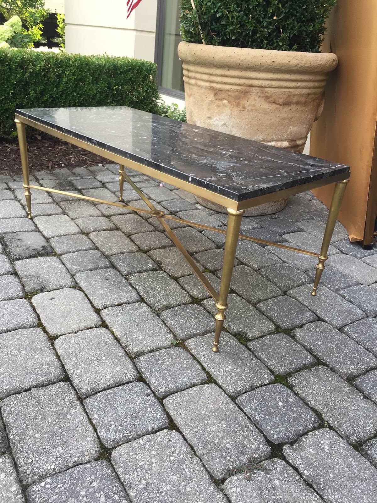 Neoclassical brass with marble top coffee table, beautiful detail, circa 1970s
Overall dimensions 39.75 