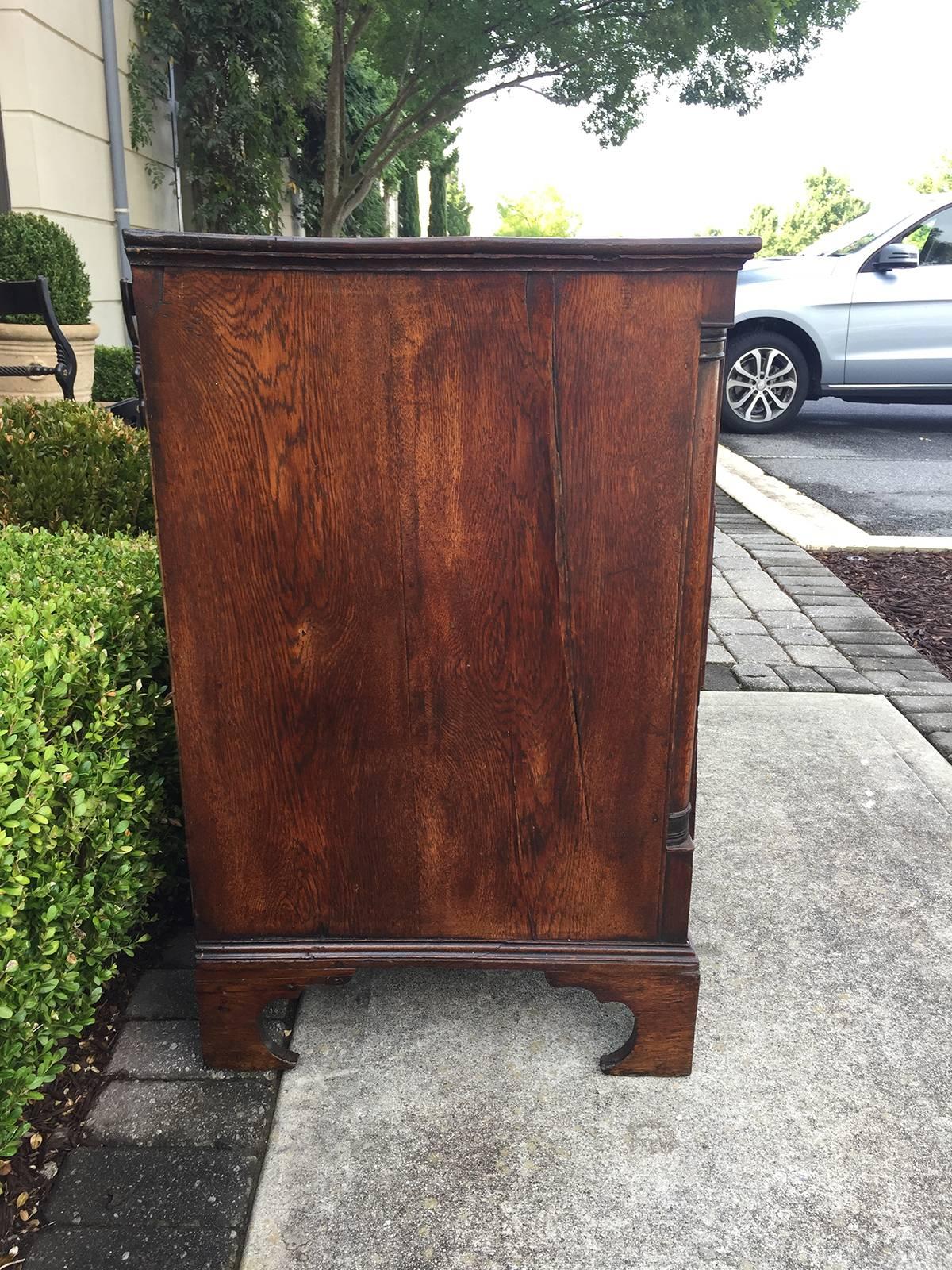 19th Century English Regency Oak Chest with Carted Corners In Good Condition In Atlanta, GA