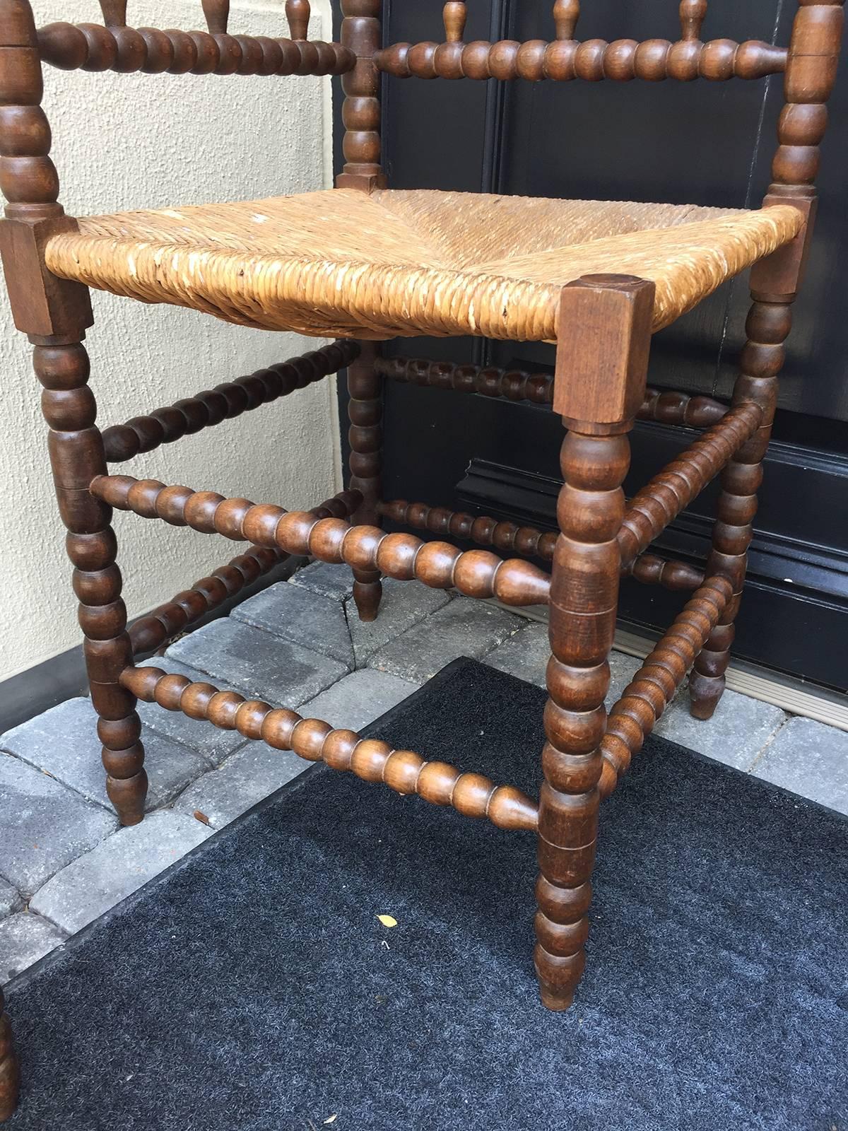 Pair of 19th Century Bobbin-Turned Stained Beechwood Rush Seat Corner Chairs 3