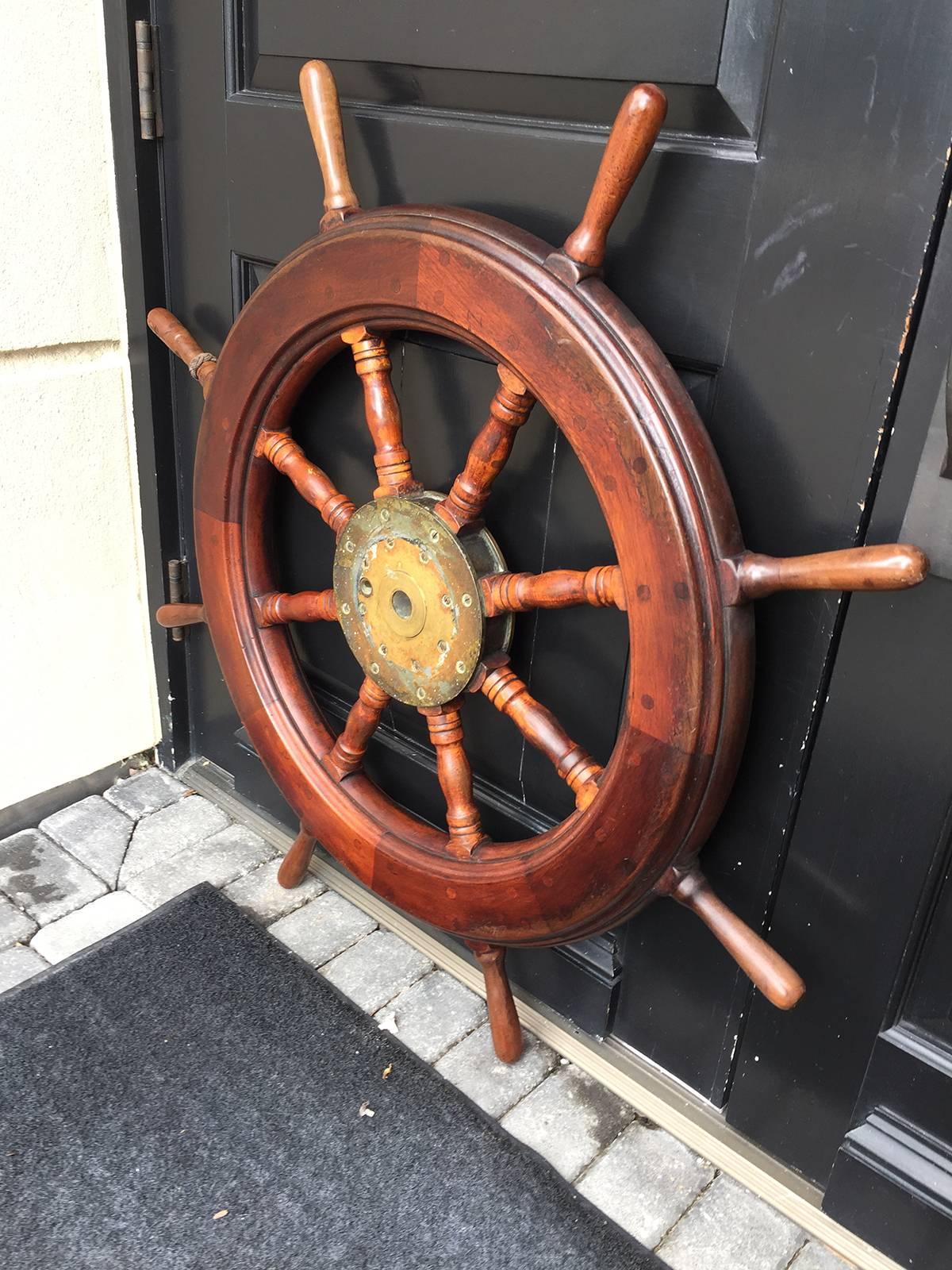 19th-20th Century Mahogany Ship Wheel In Good Condition For Sale In Atlanta, GA