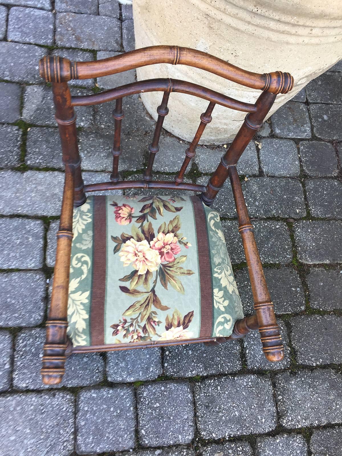 Late 19th-Early 20th Century English Faux Bamboo Childs Chair 2