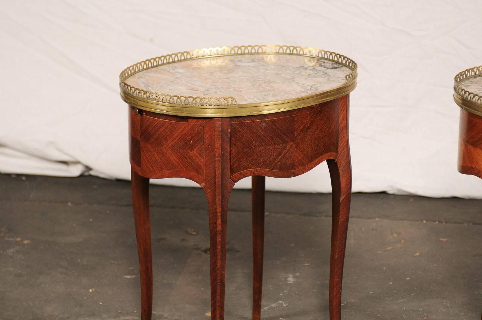 Pair of circa 1900 French Marble-Top, Bronze Gallery Tables with Drawers In Good Condition In Atlanta, GA