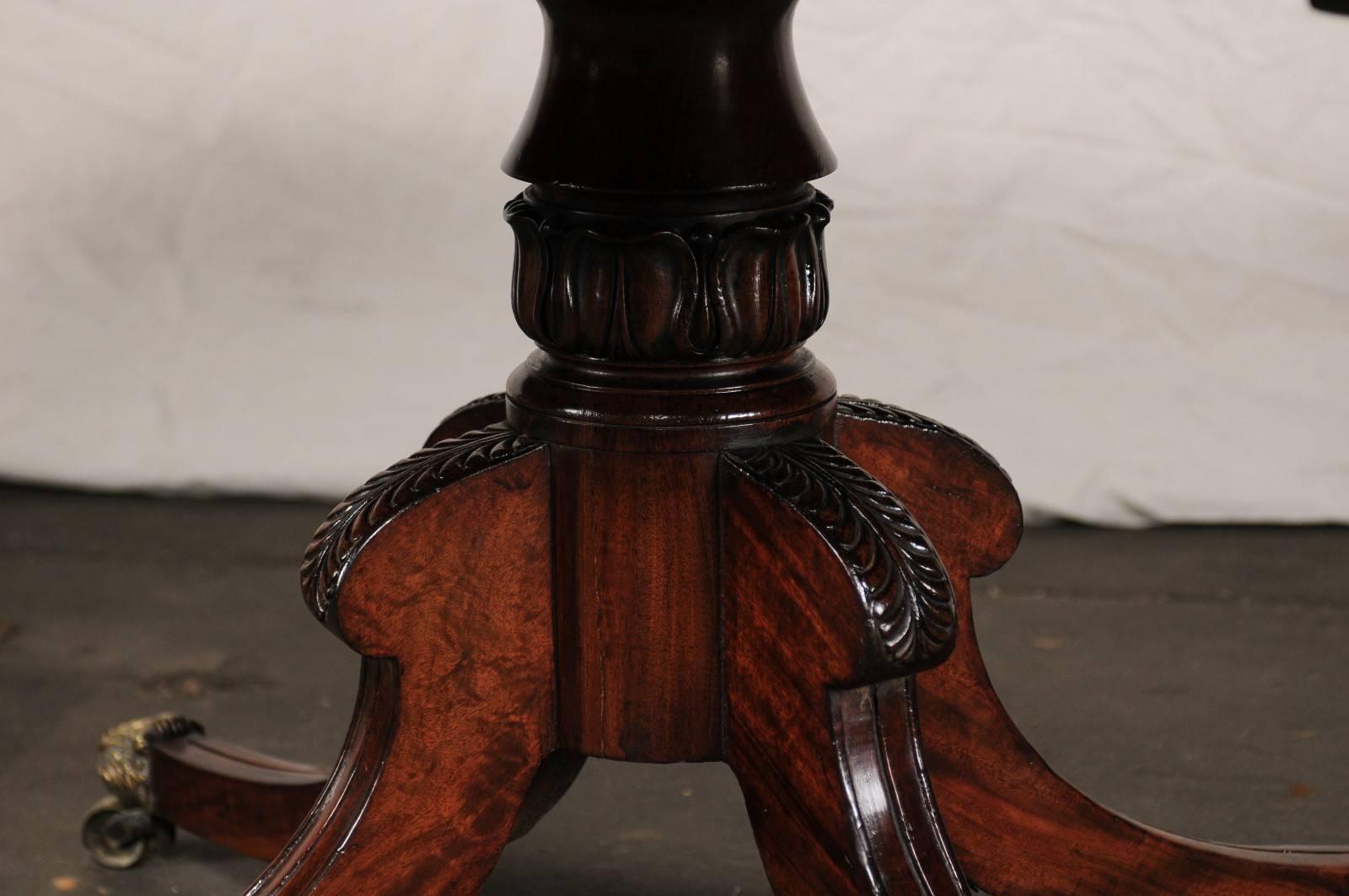 English Regency Mahogany Breakfast Table with Acanthus Leaf Detail, circa 1820 1