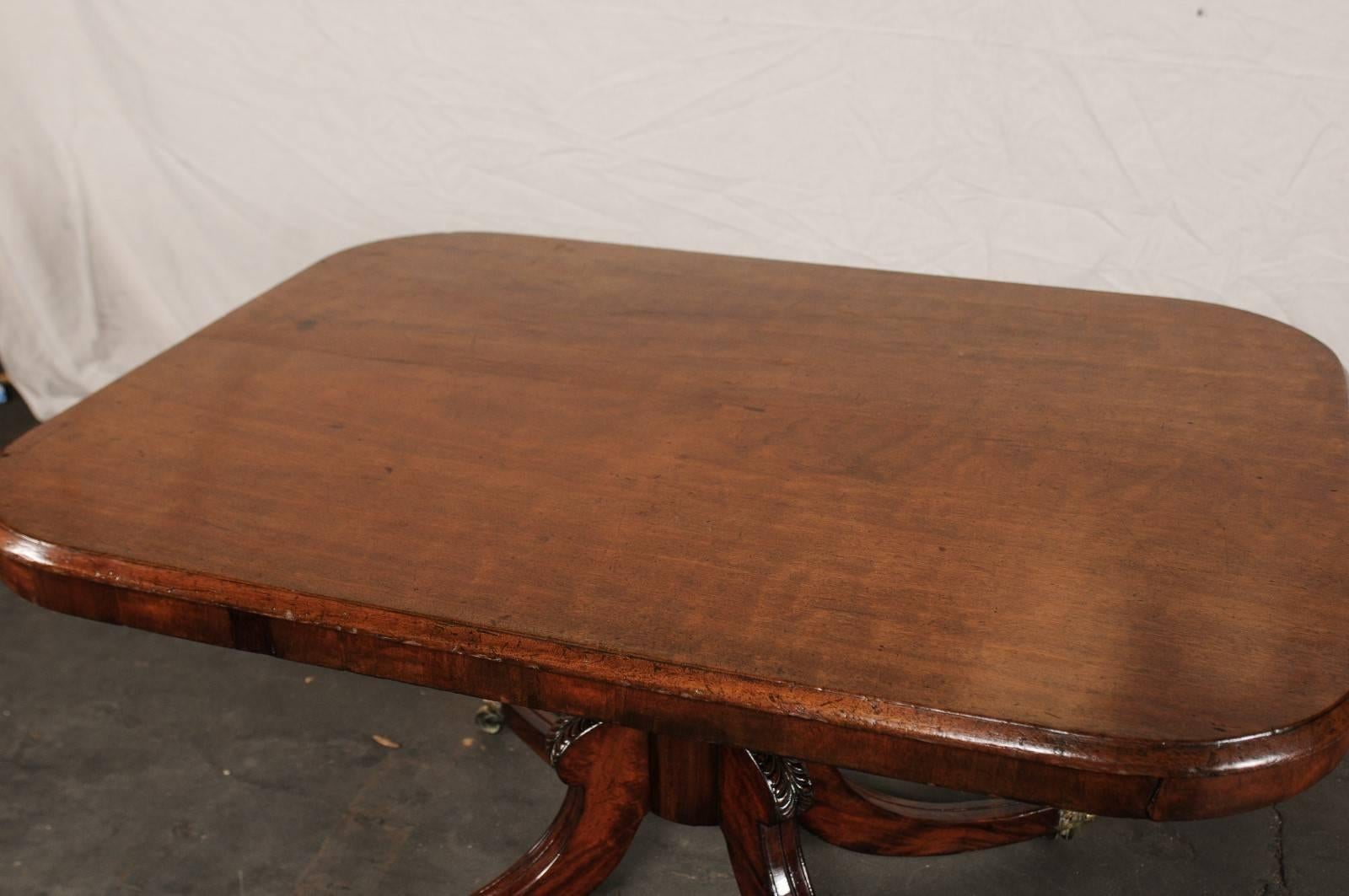 English Regency Mahogany Breakfast Table with Acanthus Leaf Detail, circa 1820 2