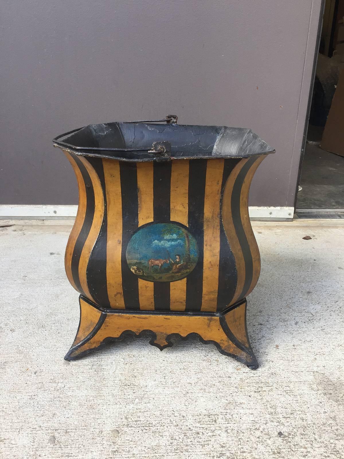 19th Century French Tole Bucket In Good Condition In Atlanta, GA