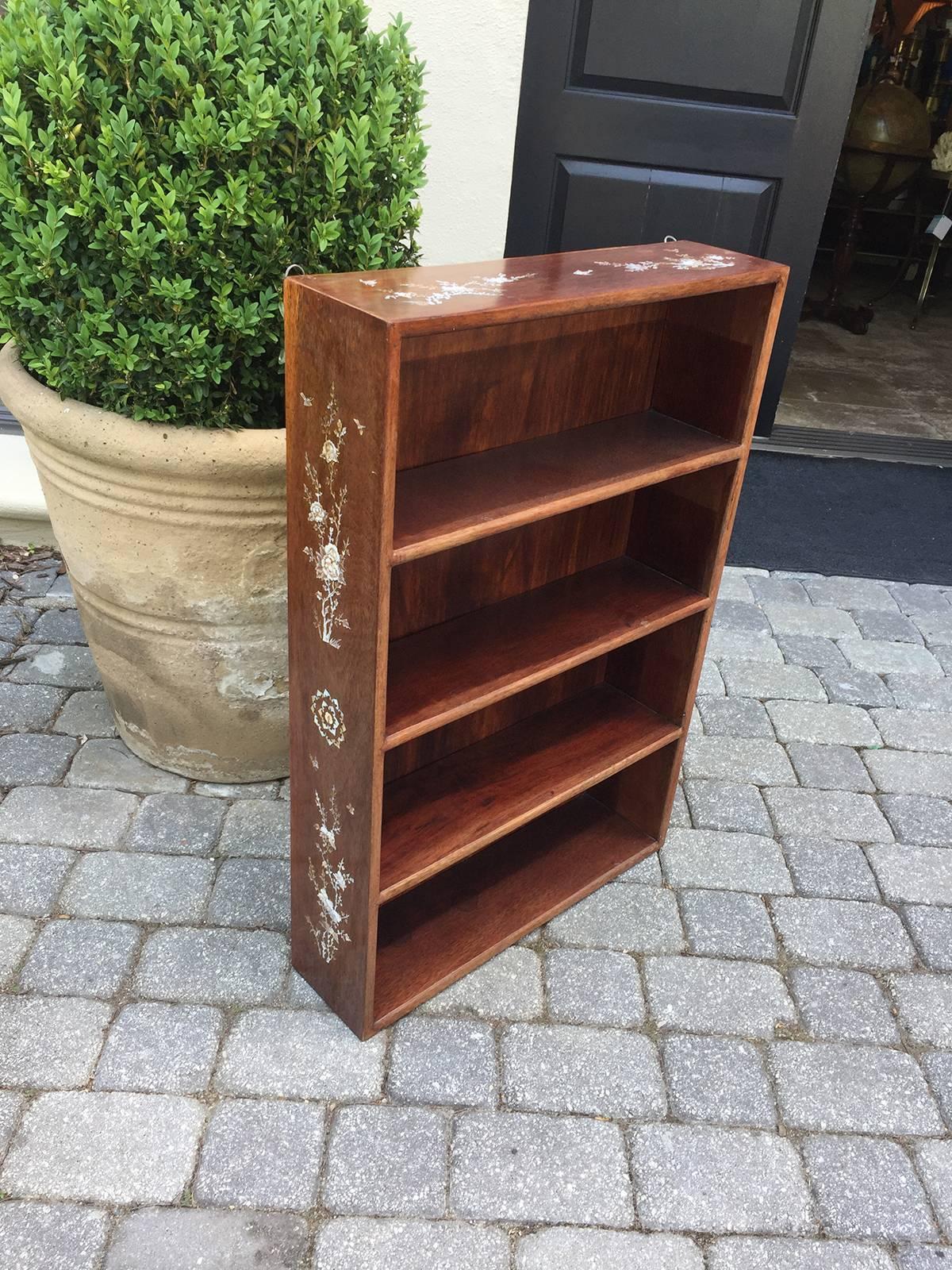 Chinese Asian Hanging Shelf with Inlaid Mother of Pearl, circa 1930s-1940s For Sale