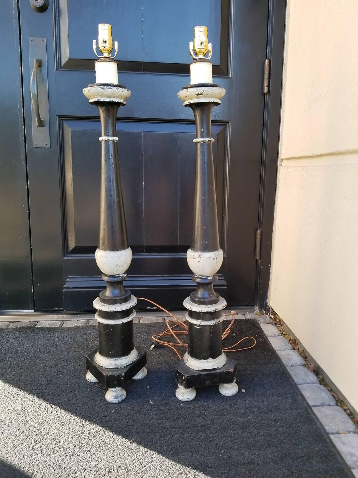 Pair of Italian Painted Prickets as Lamps, Black with Gray Details For Sale 5