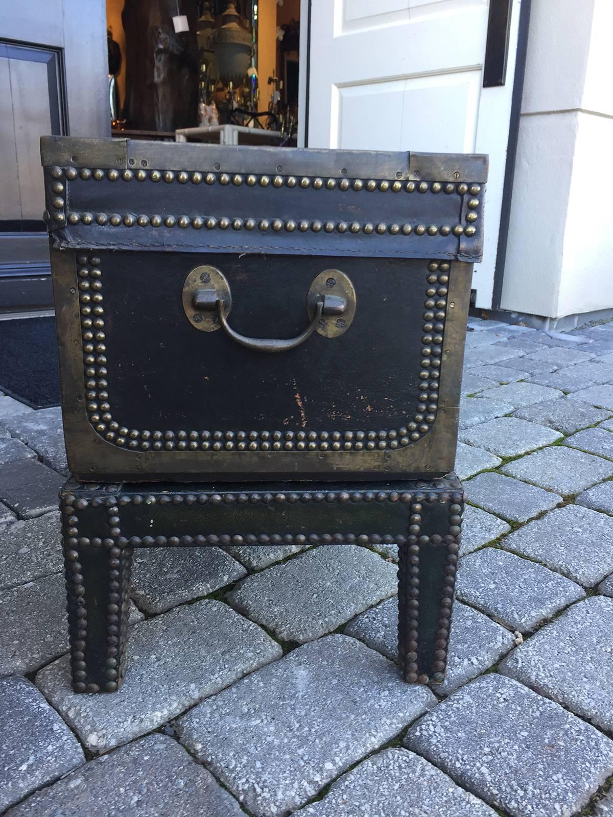 19th Century English Black Leather Trunk on Stand In Good Condition In Atlanta, GA
