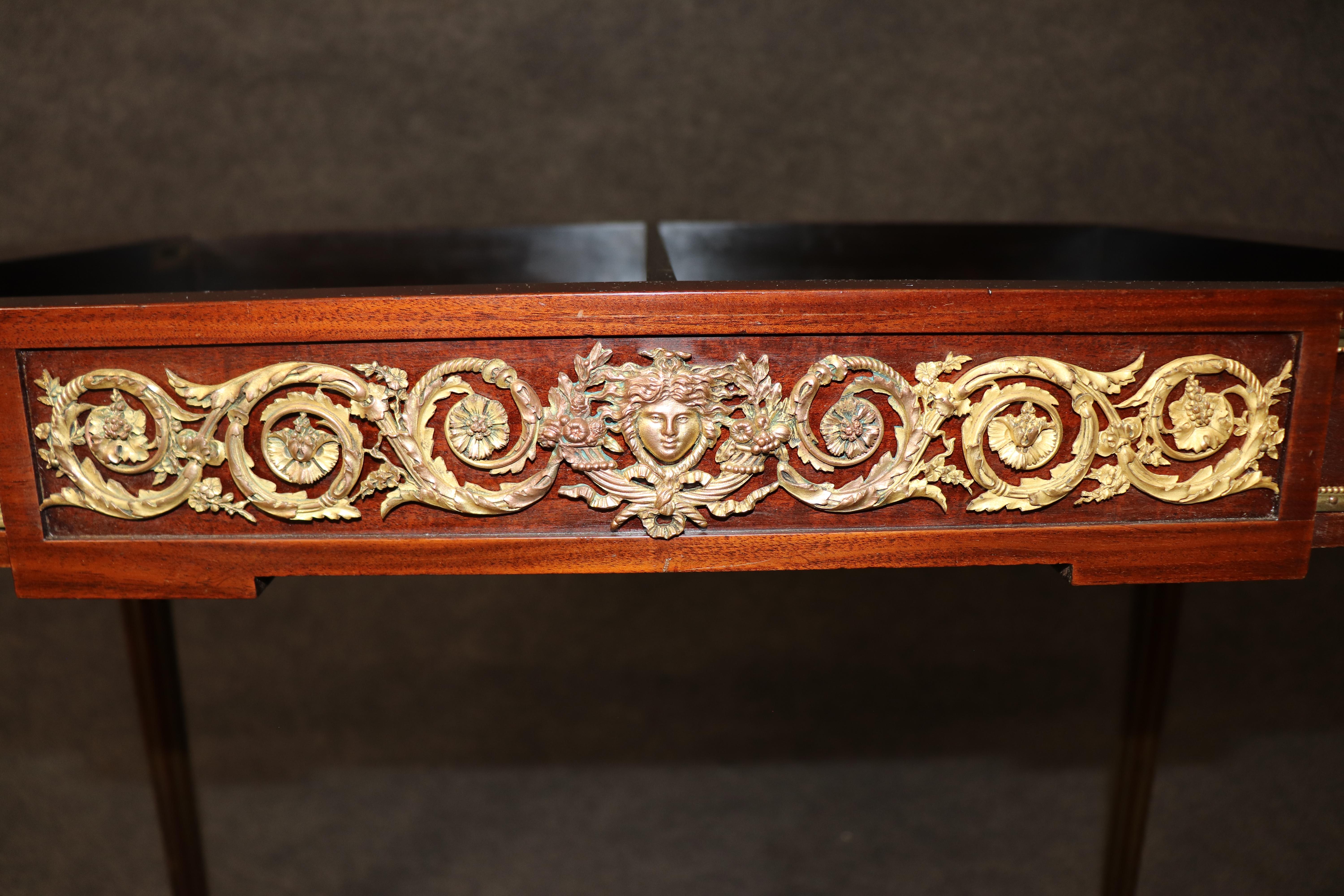 Tavolo da gioco francese del XIX secolo in stile Louis XVI montato in bronzo di Paul Sormani in vendita 5