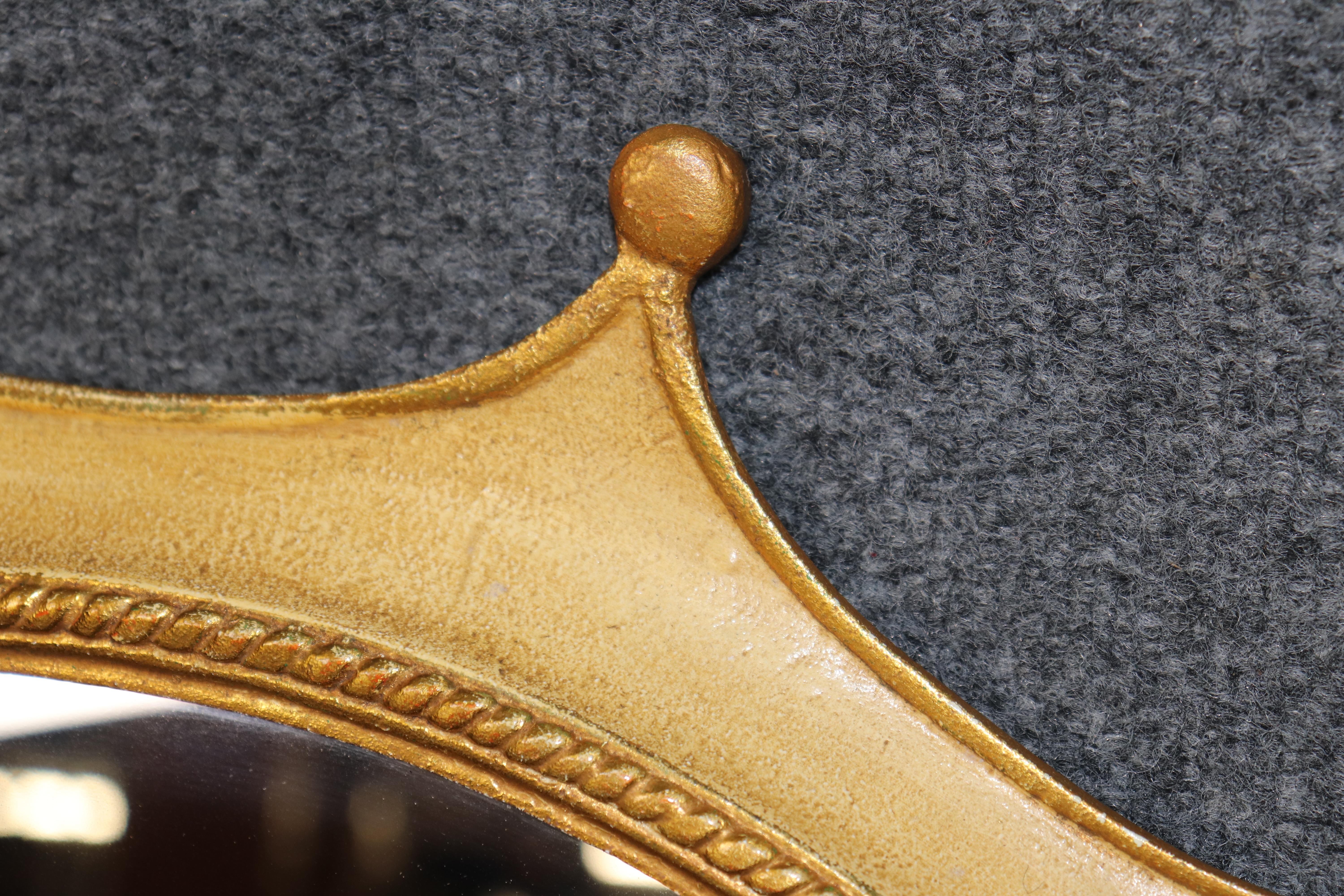Italiano Specchio di metà secolo Palladio Italia Crown Sunburst Design in vendita