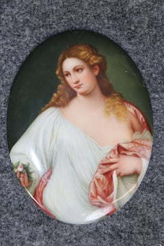 Targa figurativa in porcellana "Flora" della KPM di Berlino, fine del XIX secolo