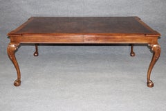 Henredon Furniture Chippendale Style Ball and Claw Foot Dining Table