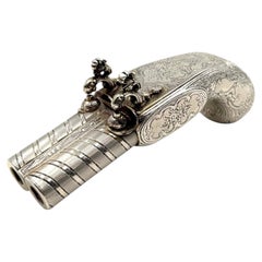 Gun-shaped silver vermeil snuff cigarette box, France, early 20th century