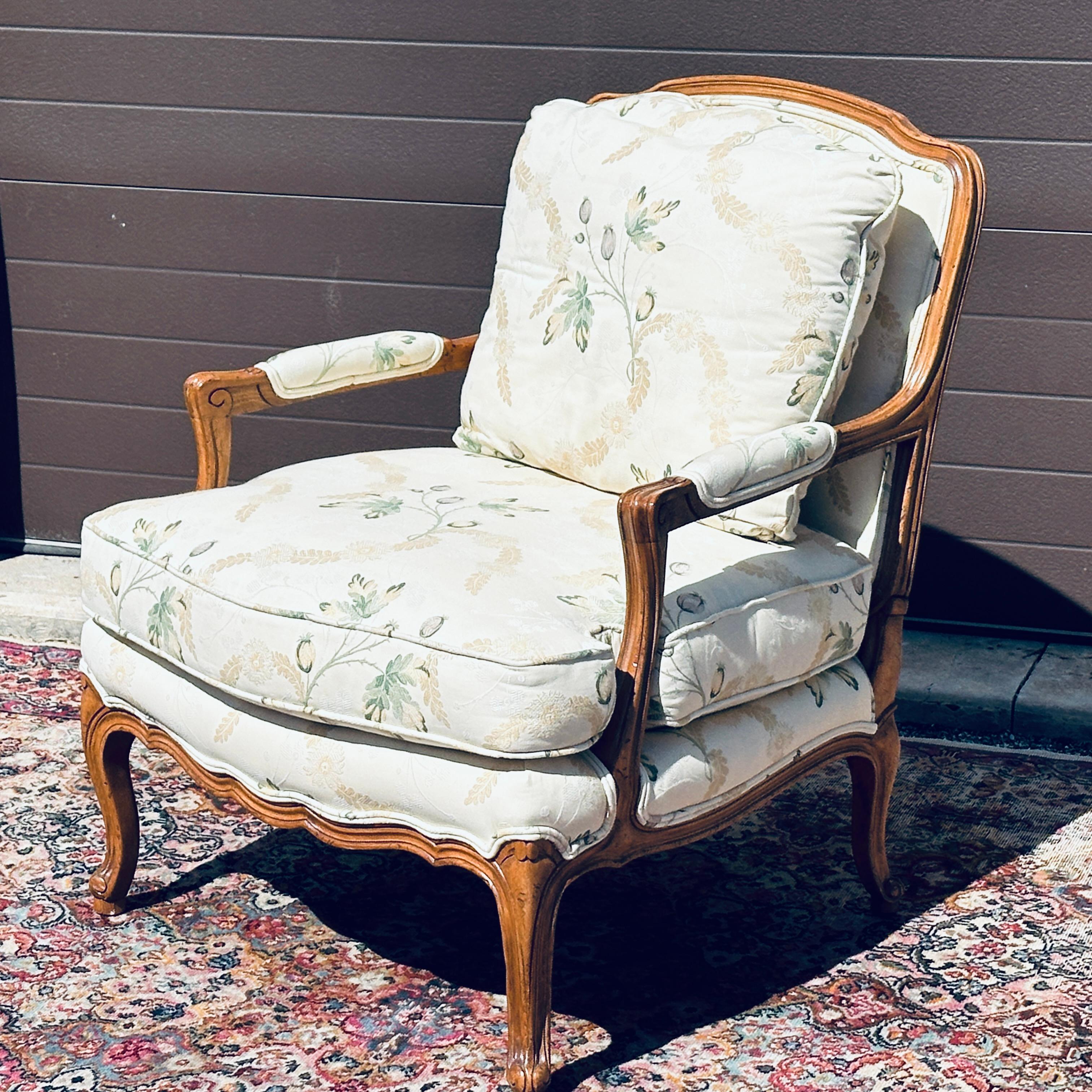 French Provincial Baker Furniture Co. French Style Carved Open Arm Floral Bergere Chair For Sale