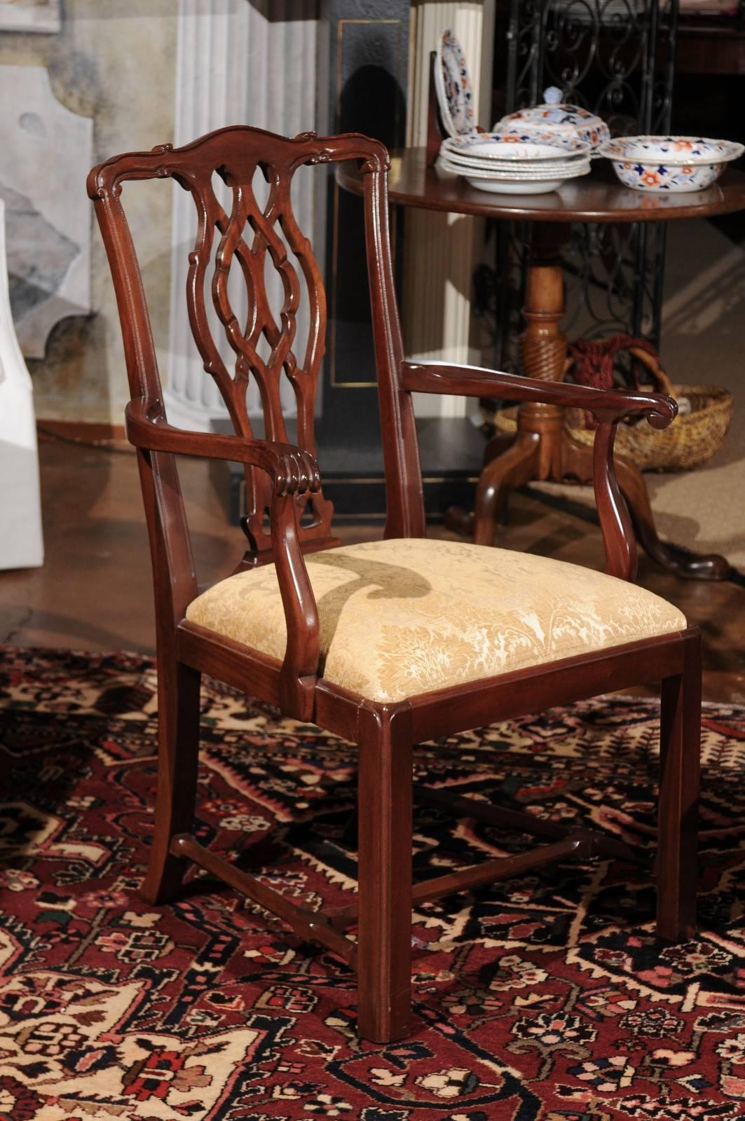 Set of Eight Mahogany Chippendale Dining Chairs In Excellent Condition In Chamblee, GA