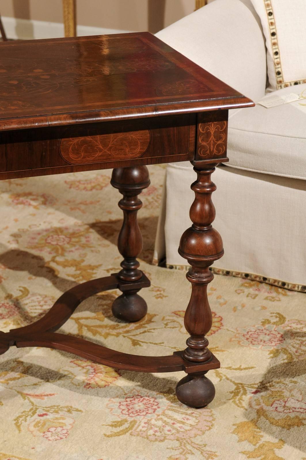 18th Century William and Mary Marquetry Side Table In Excellent Condition In Chamblee, GA