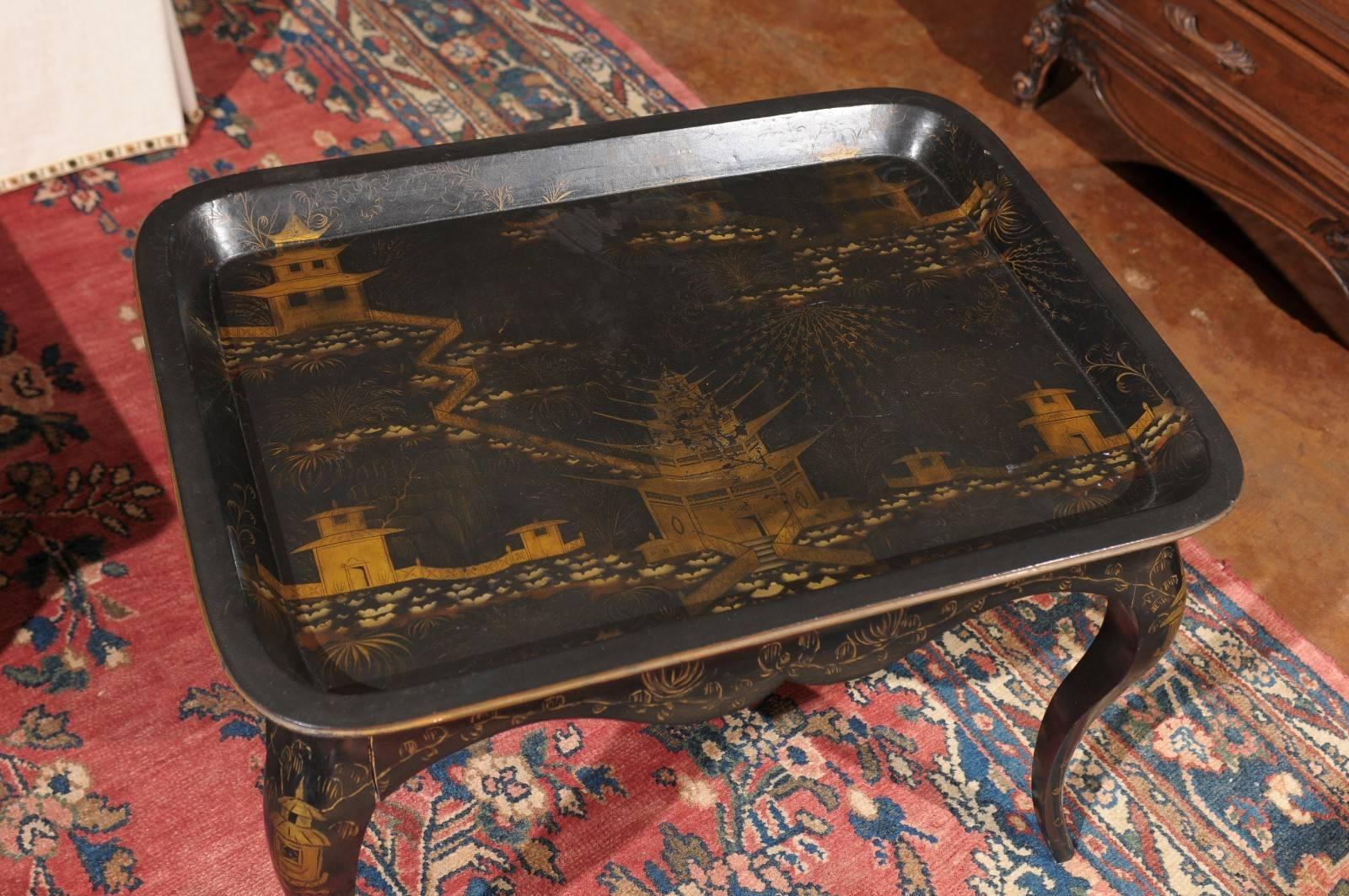 Black Lacquered Chinoiserie Paper Mâché Tray on Wooden Stand In Excellent Condition In Chamblee, GA