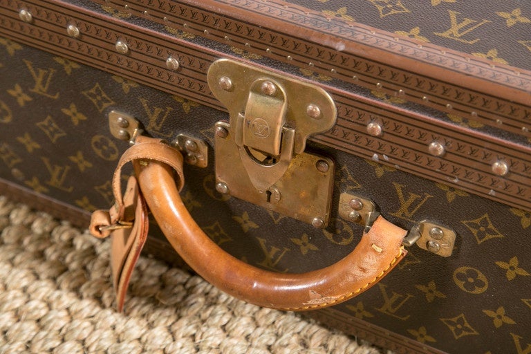 Vintage Louis Vuitton Suitcase In Excellent Condition For Sale In Stamford, CT