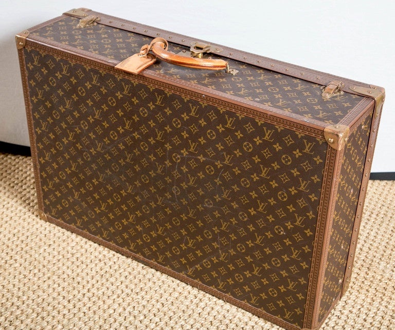 Vintage Louis Vuitton Suitcase For Sale 3
