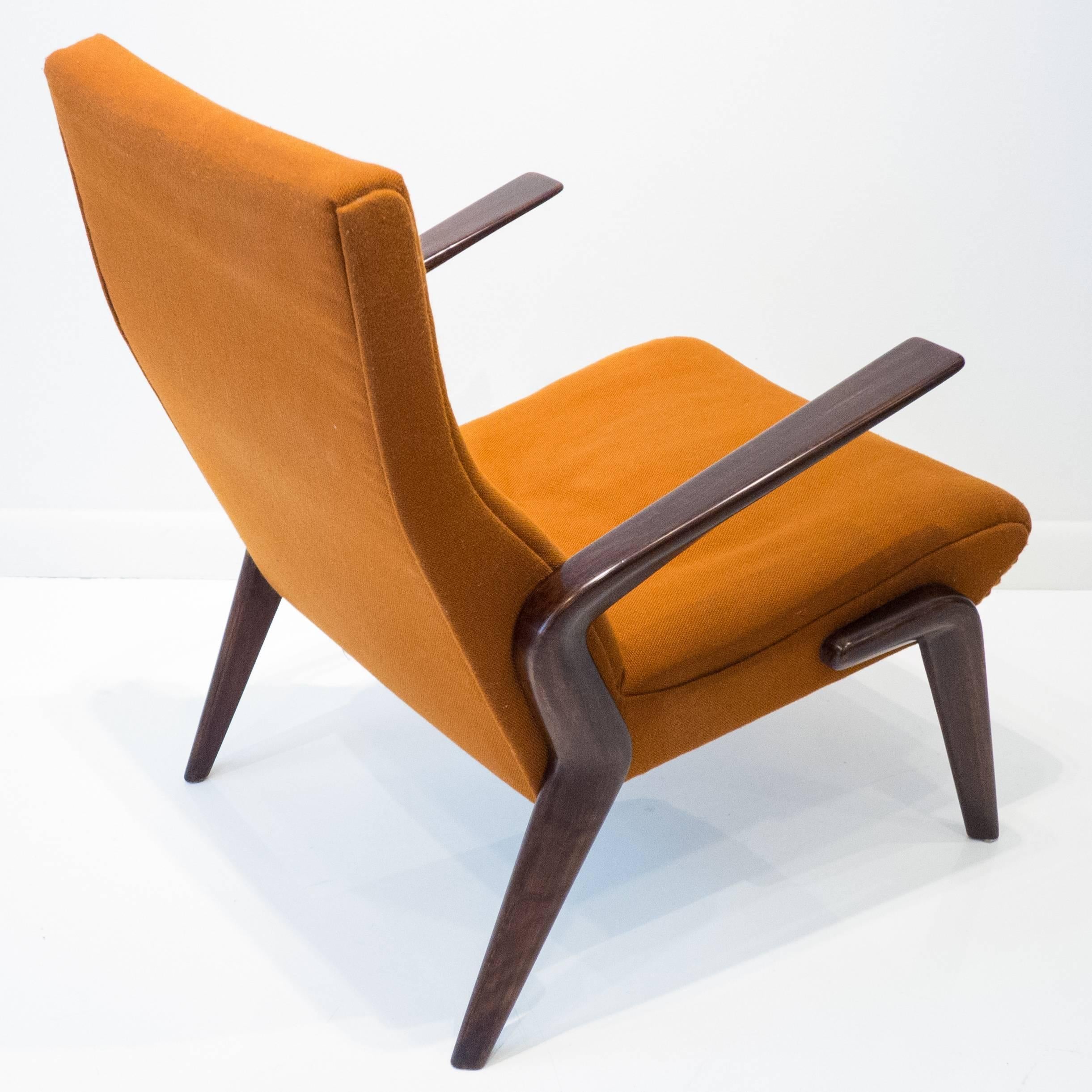 Osvaldo Borsani P71 Lounge Chair In Good Condition In New York, NY