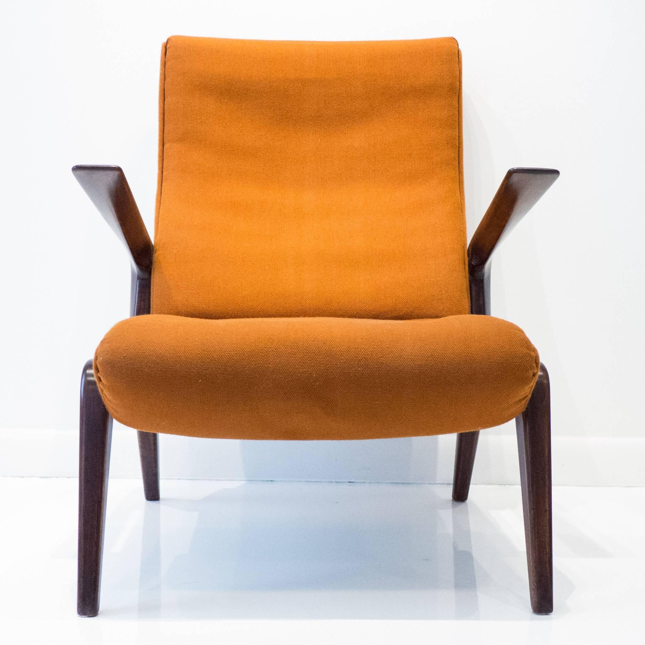 Mid-20th Century Osvaldo Borsani P71 Lounge Chair