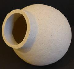 Porcelain Vessel by Sonja Duo-Meyer