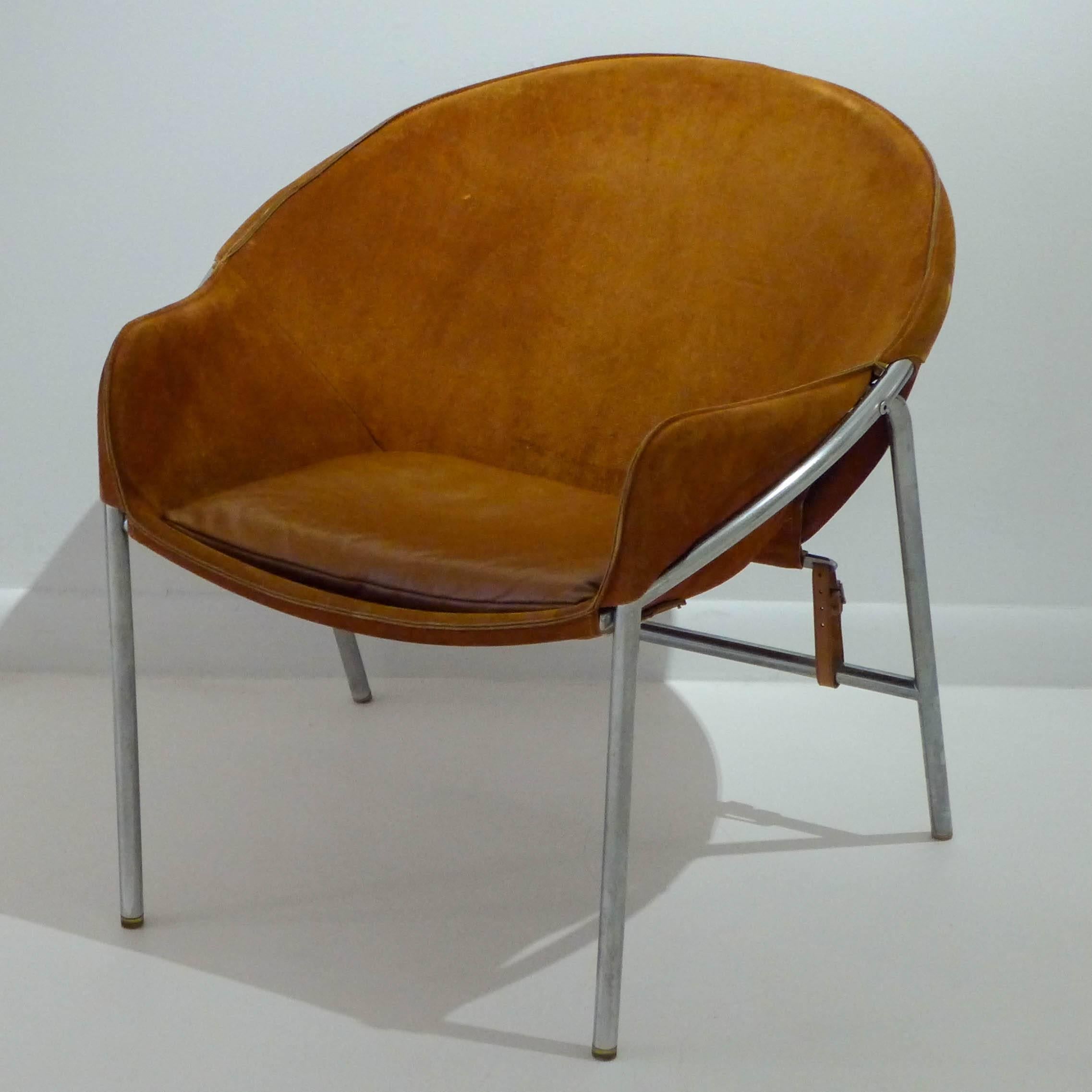 Easy chair with a tubular chrome frame, its original suede leather sling and a new leather cushion. Designed by Erik Ole Jorgensen and produced by Bovirke, Denmark, circa 1958.
