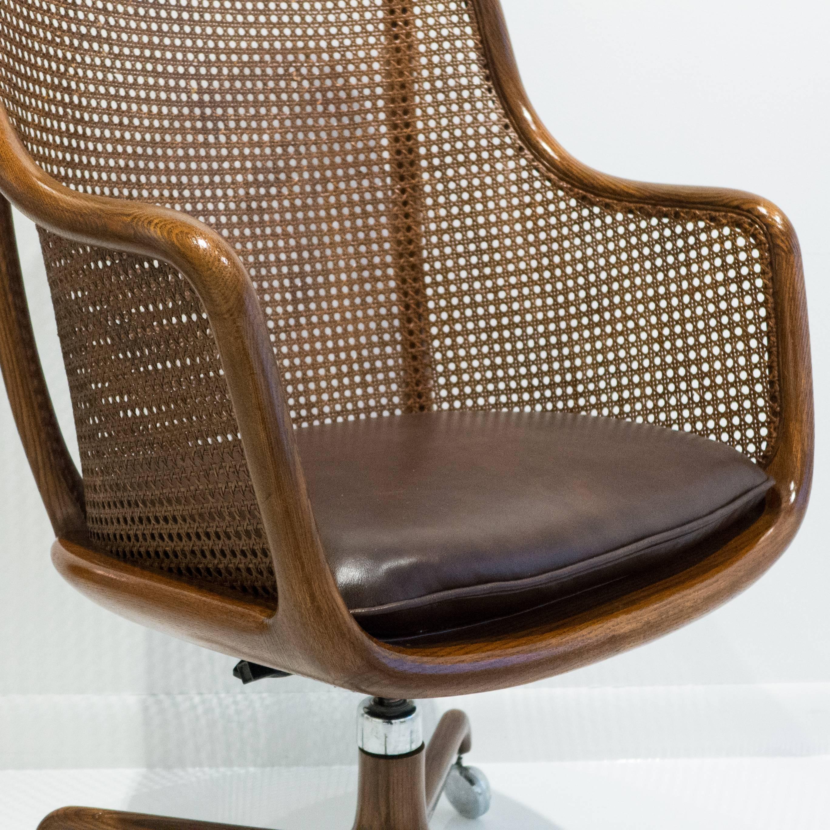 Ward Bennett High-Back Office Chair In Distressed Condition In New York, NY