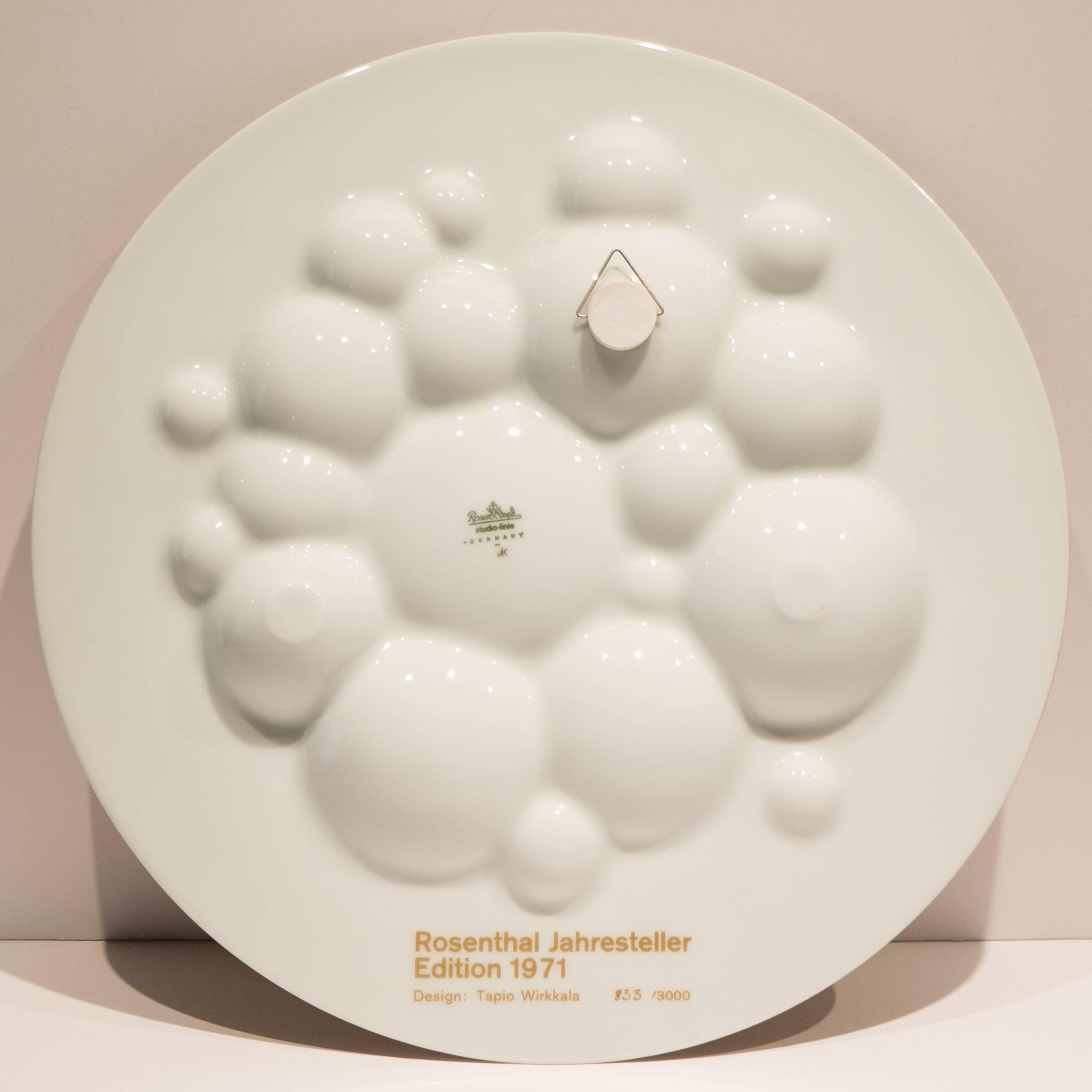 Tapio Wirkkala Jahresteller Plate for Rosenthal In Excellent Condition In New York, NY