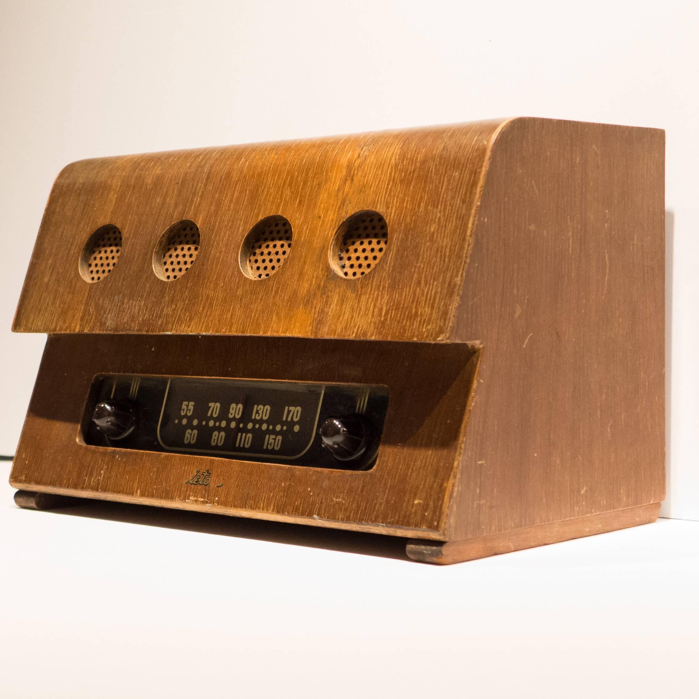 Mid-Century Modern Rare Charles and Ray Eames Molded Plywood Radio