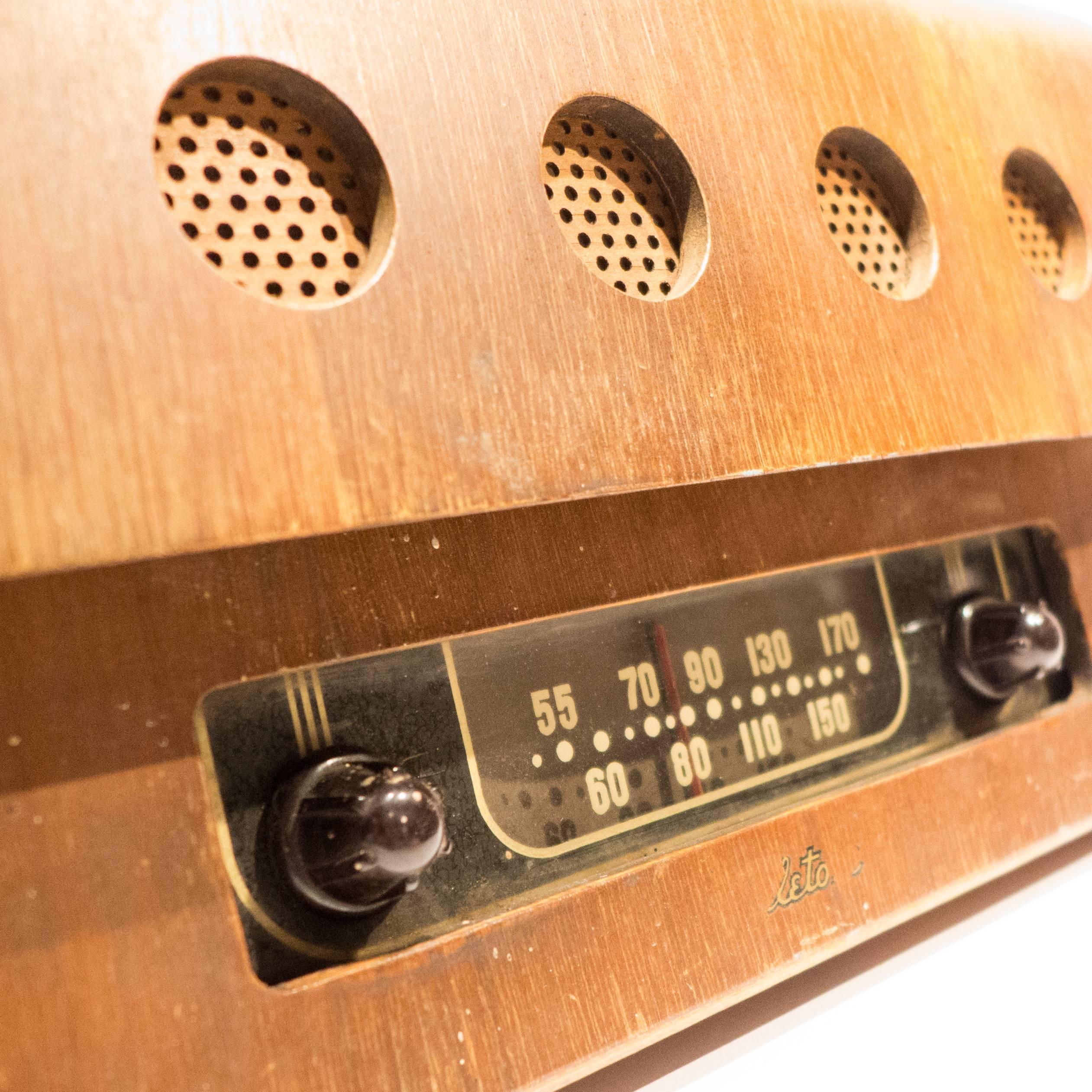 American Rare Charles and Ray Eames Molded Plywood Radio