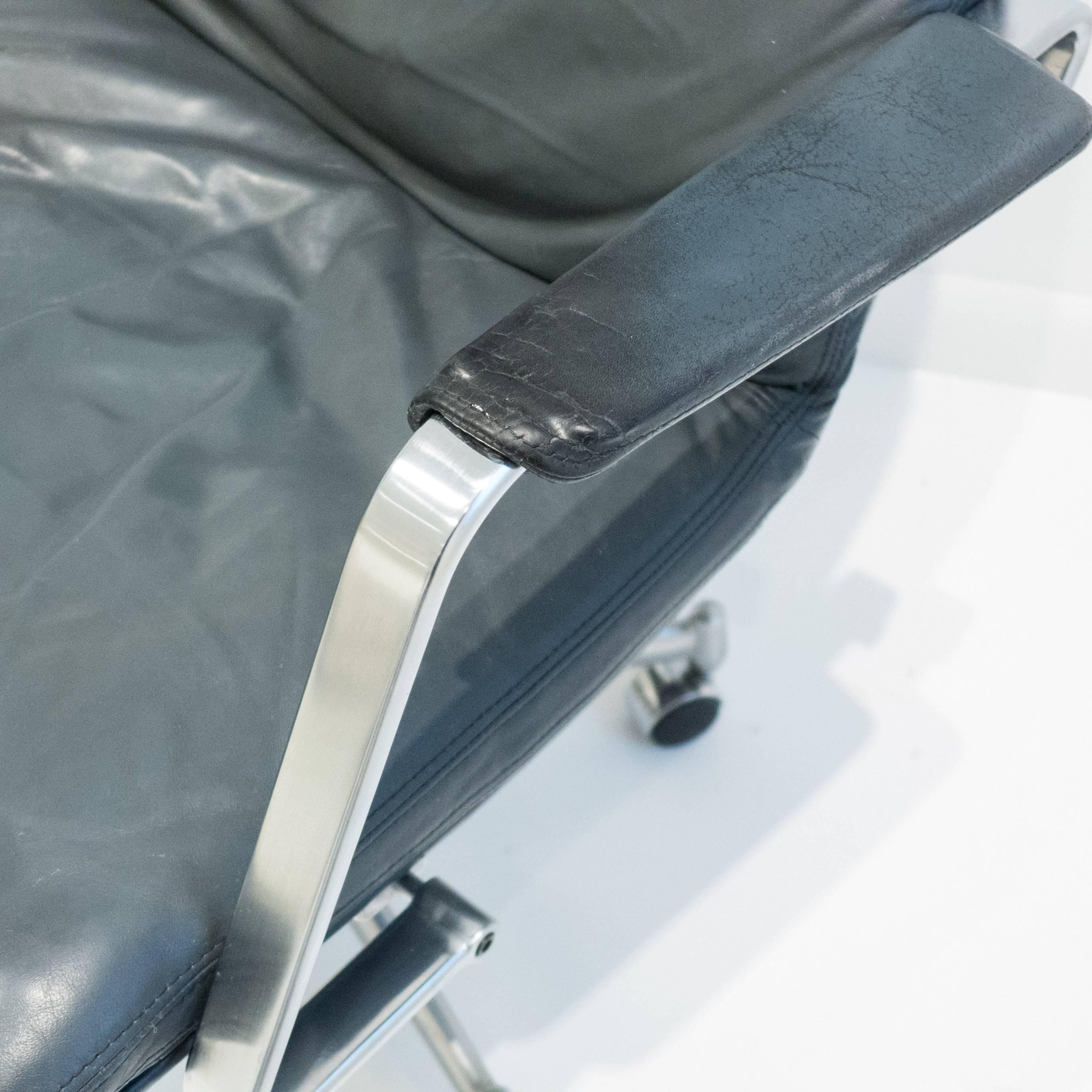 Aluminium Fauteuil pivotant Fabricius et Kastholm en vente