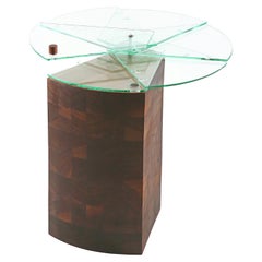 Modern Skulpturelle Round Side Table with Glass and Wood
