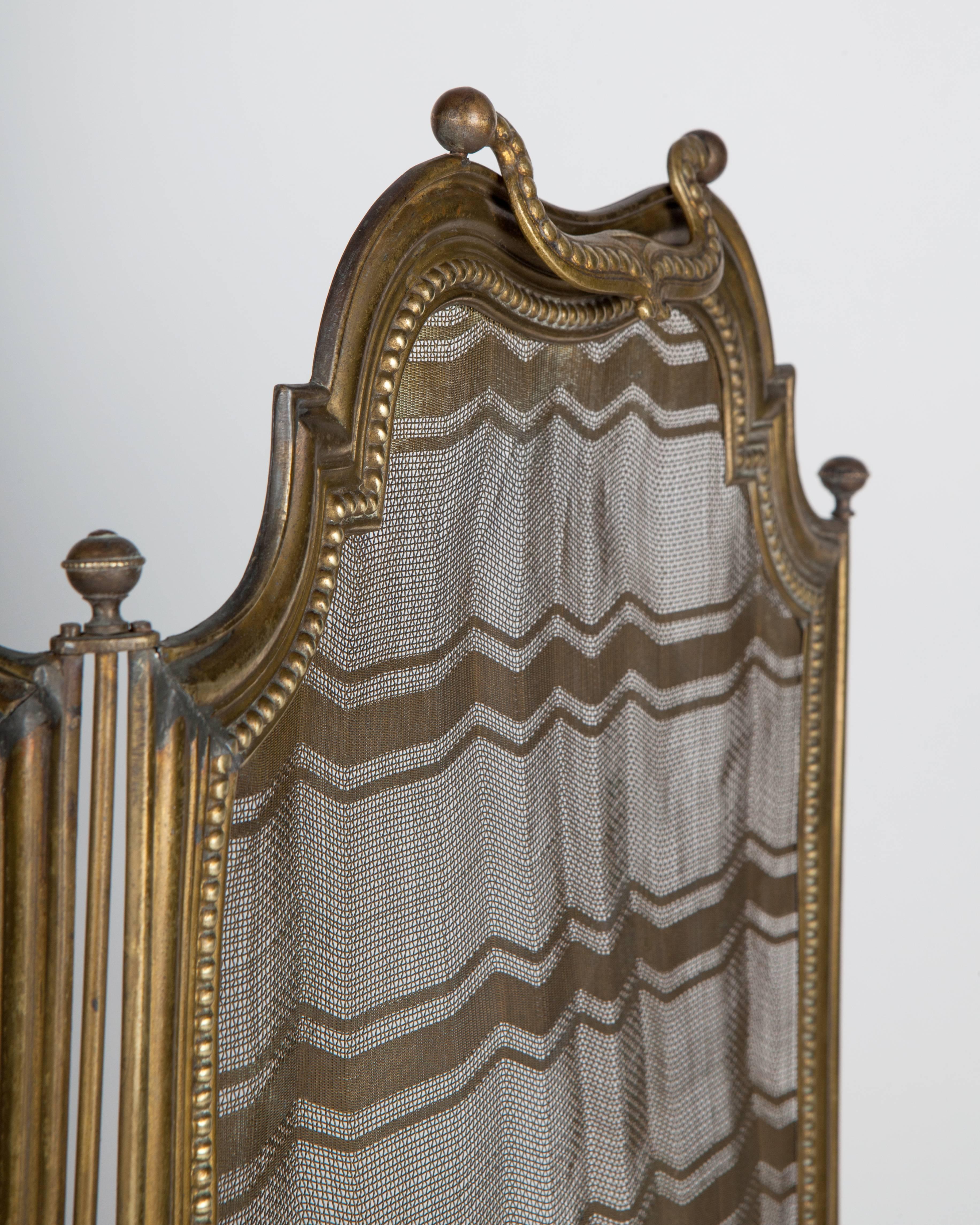 folding fire screen