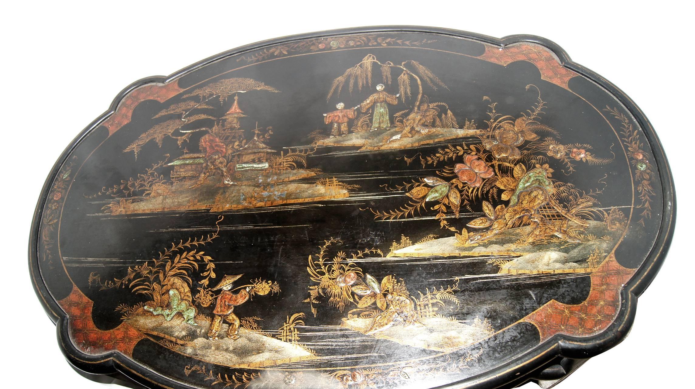 Mid-20th Century Chinoiserie Painted Coffee Table For Sale