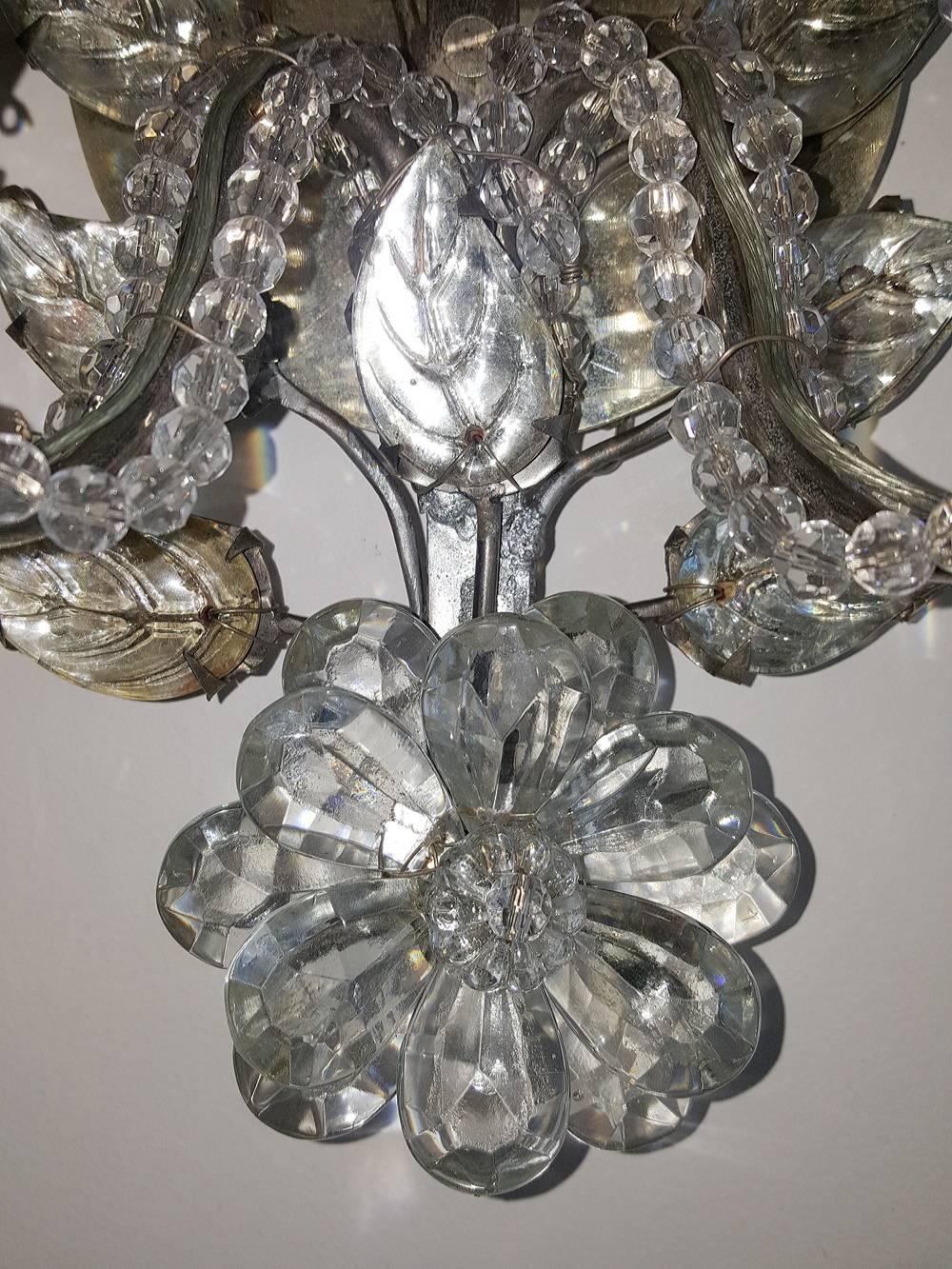 Pair of Silver Plated Sconces with Molded Leaves In Excellent Condition For Sale In New York, NY