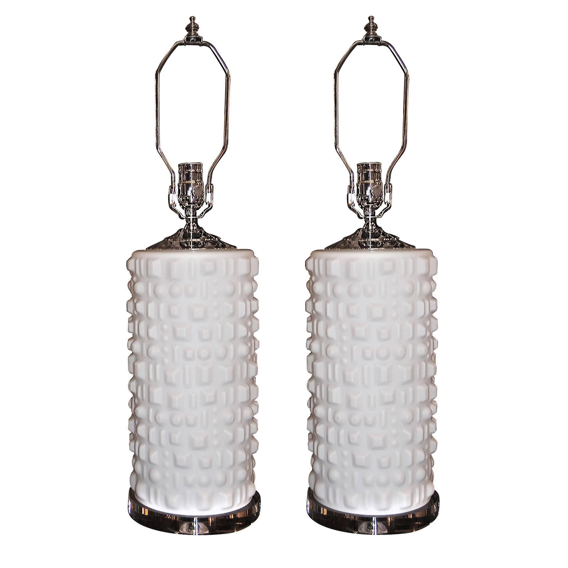 Pair of circa 1960s Italian large molded glass table lamps.

Measurements:
15.75