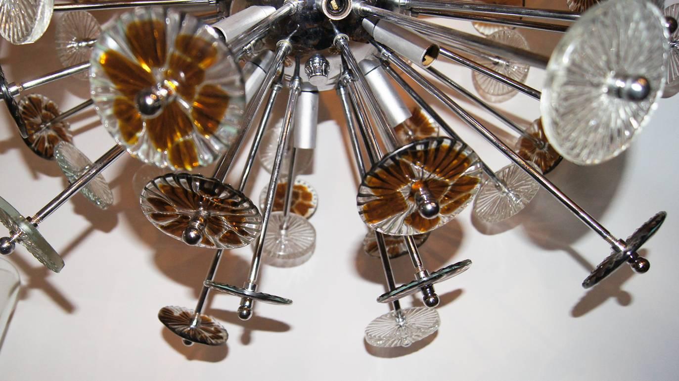 Italiano Coppia di lampadari Sputnik italiani in vendita